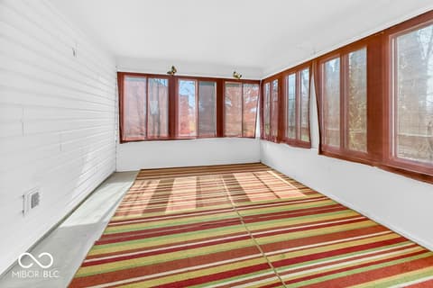 Photo of 2212 Southlake Avenue E, Greenwood, IN