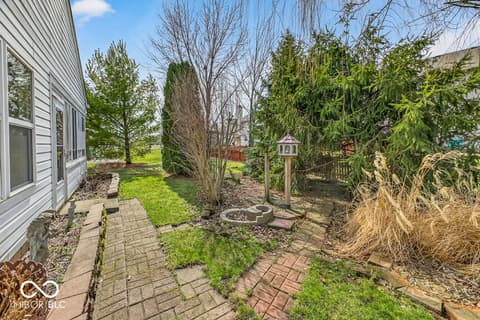 Photo of 2212 Southlake Avenue E, Greenwood, IN