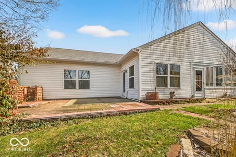 Photo of 2212 Southlake Avenue E, Greenwood, IN
