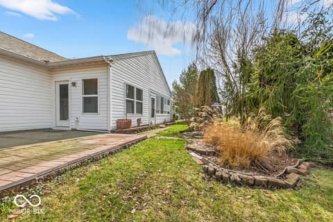 Photo of 2212 Southlake Avenue E, Greenwood, IN