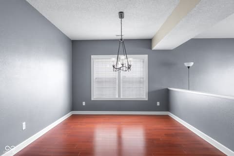 Dining room at 2910 Parkview Drive, Columbus, IN
