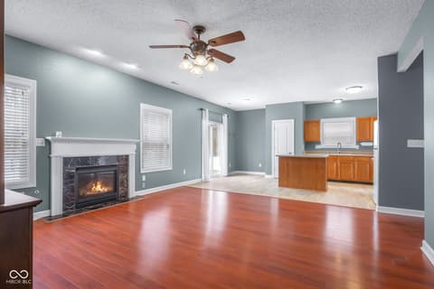 Living room at 2910 Parkview Drive, Columbus, IN