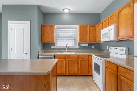 Kitchen at 2910 Parkview Drive, Columbus, IN