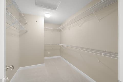 Walk In Closets — 2910 Parkview Drive, Columbus, IN