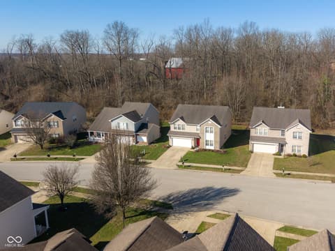 Community — 2910 Parkview Drive, Columbus, IN