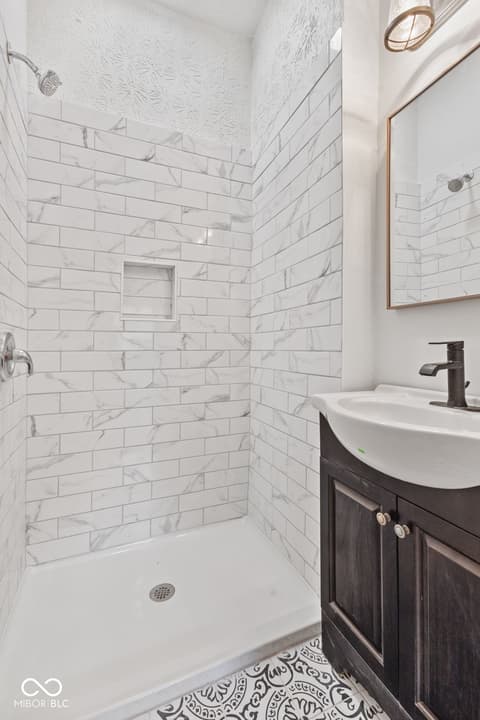 Photo of 249 N Beville Avenue, Indianapolis, IN