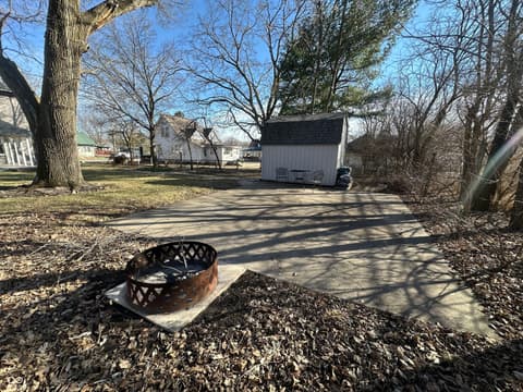 Photo of 102 N Meridian Street, Roachdale, IN