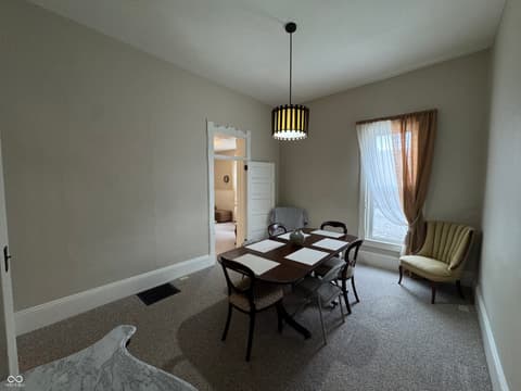 Photo of 102 N Meridian Street, Roachdale, IN