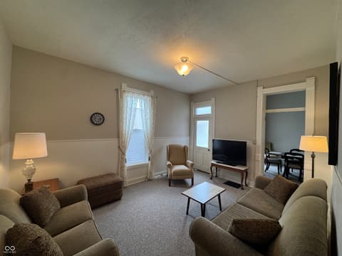 Photo of 102 N Meridian Street, Roachdale, IN
