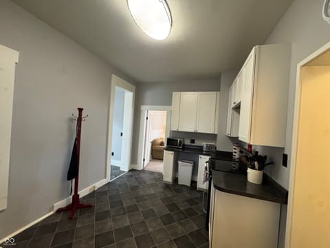 Photo of 102 N Meridian Street, Roachdale, IN
