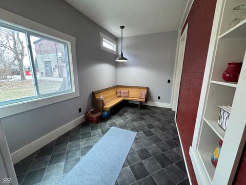 Photo of 102 N Meridian Street, Roachdale, IN