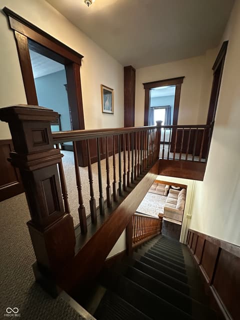 Photo of 102 N Meridian Street, Roachdale, IN