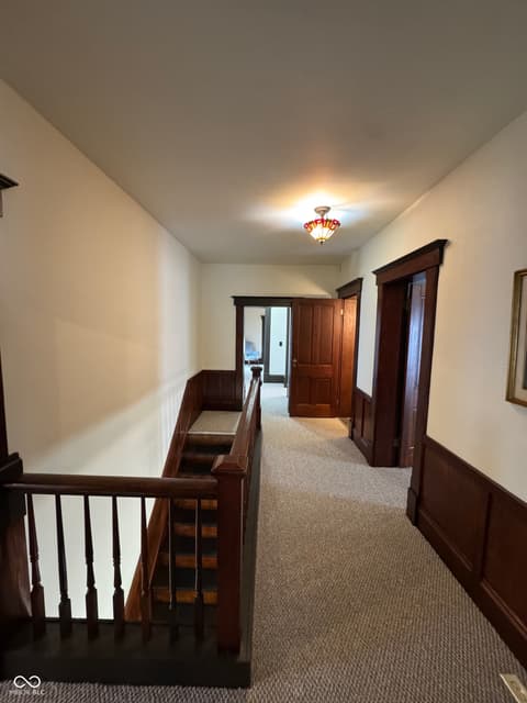 Photo of 102 N Meridian Street, Roachdale, IN