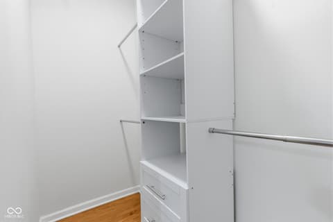 Walk In Closets — 1207 Van Buskirk Road, Anderson, IN