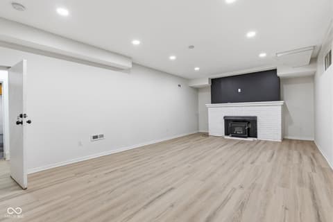 Family room at 1207 Van Buskirk Road, Anderson, IN