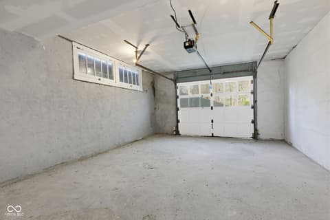 Garage at 1207 Van Buskirk Road, Anderson, IN