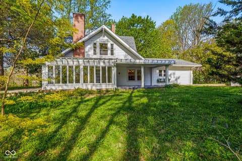 Bonus room at 1207 Van Buskirk Road, Anderson, IN