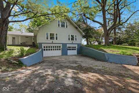 Garage at 1207 Van Buskirk Road, Anderson, IN