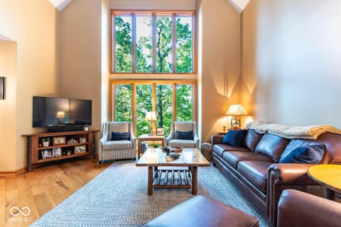 Photo of 9002 E Agate Avenue, Nashville, IN