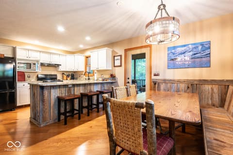 Photo of 9002 E Agate Avenue, Nashville, IN