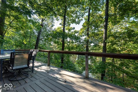 Photo of 9002 E Agate Avenue, Nashville, IN
