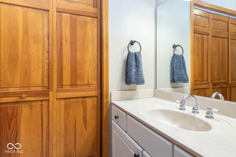 Photo of 9002 E Agate Avenue, Nashville, IN