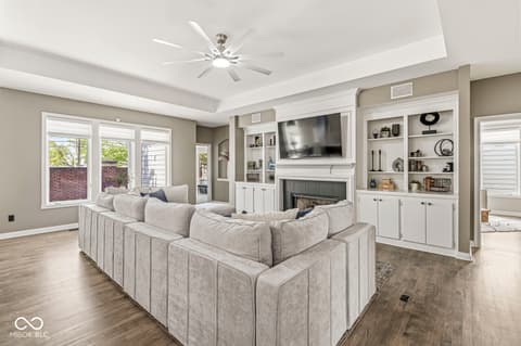 Photo of 8136 Gwinnett Place, Indianapolis, IN