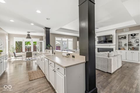 Photo of 8136 Gwinnett Place, Indianapolis, IN