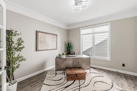 Photo of 8136 Gwinnett Place, Indianapolis, IN