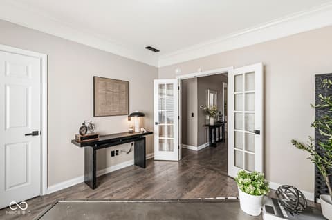 Photo of 8136 Gwinnett Place, Indianapolis, IN