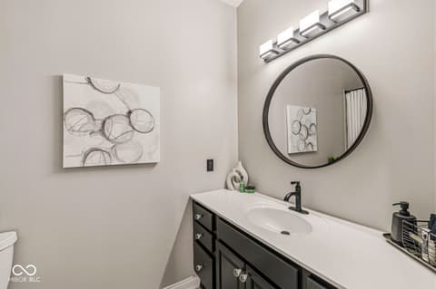 Photo of 8136 Gwinnett Place, Indianapolis, IN