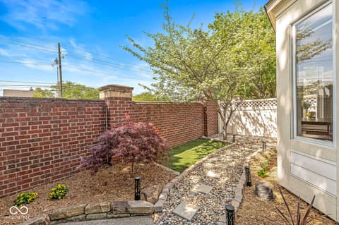 Photo of 8136 Gwinnett Place, Indianapolis, IN