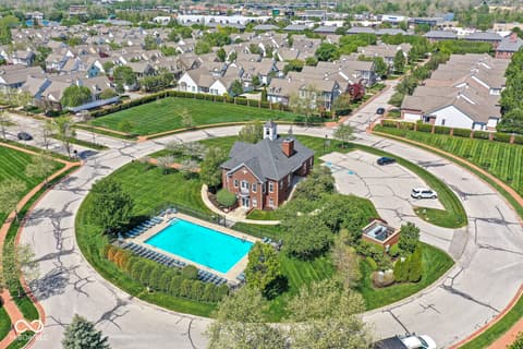 Photo of 8136 Gwinnett Place, Indianapolis, IN