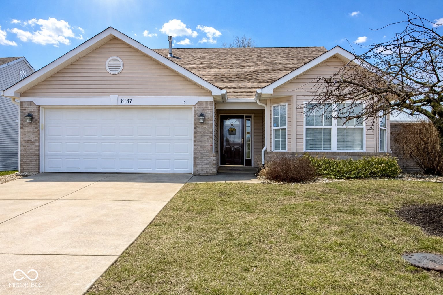 Photo of 8187 Overbrooke Lane, Avon, IN
