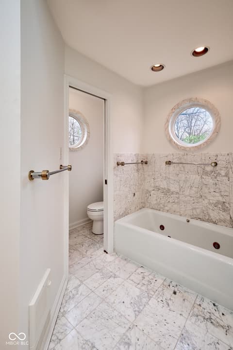 Photo of 7707 N Meridian Street, Indianapolis, IN