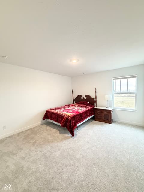 Photo of 1560 Covington Boulevard, Franklin, IN