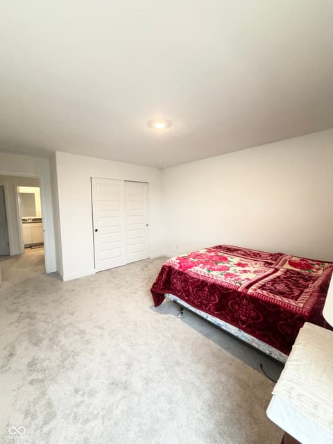 Photo of 1560 Covington Boulevard, Franklin, IN