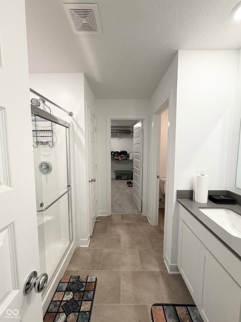 Photo of 1560 Covington Boulevard, Franklin, IN
