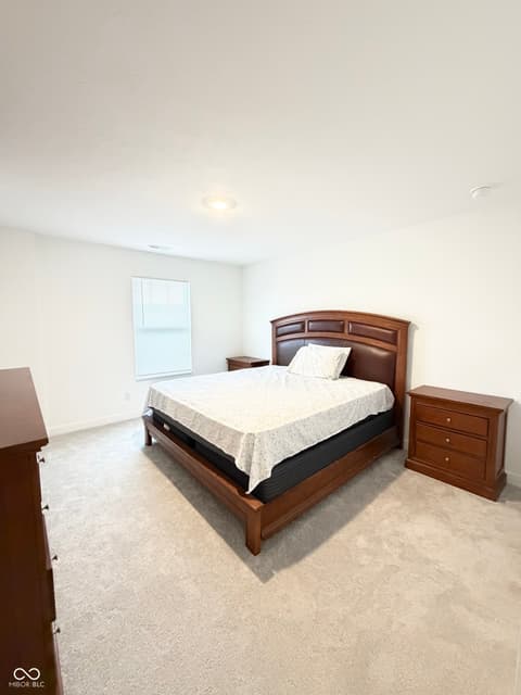 Photo of 1560 Covington Boulevard, Franklin, IN