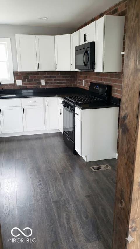 Kitchen at 1617 M Street, Bedford, IN