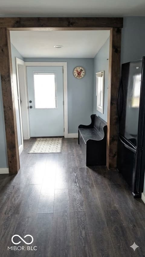 Foyer at 1617 M Street, Bedford, IN