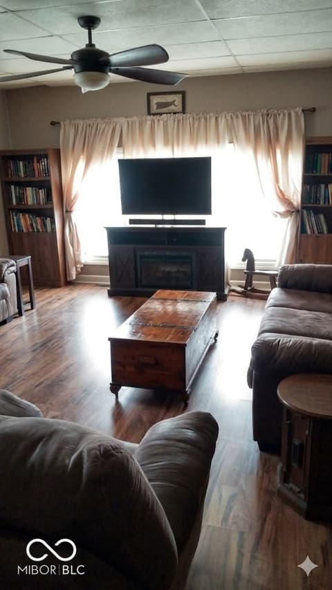 Living room at 1617 M Street, Bedford, IN