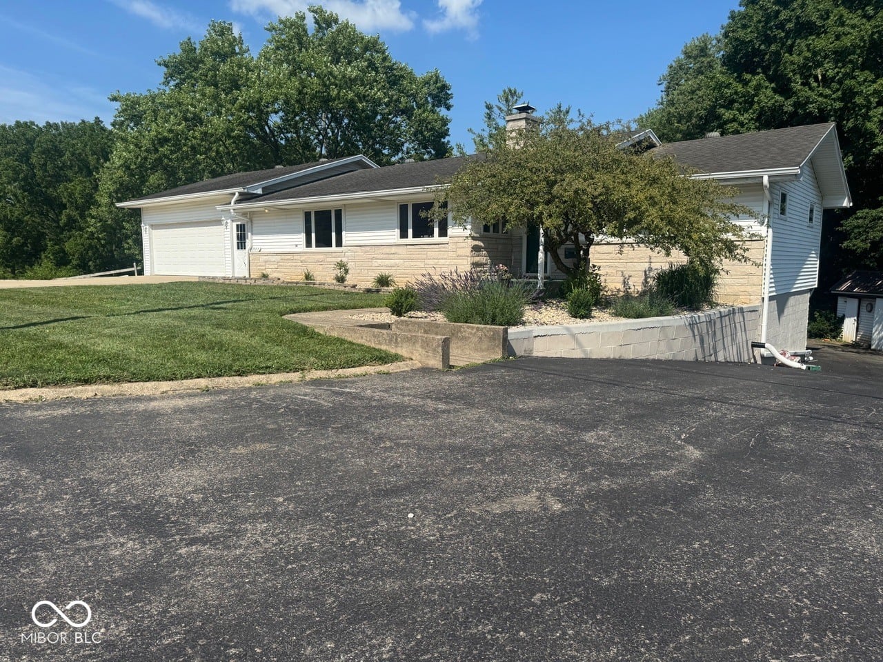 Photo of 301 S Elm Street, Hagerstown, IN
