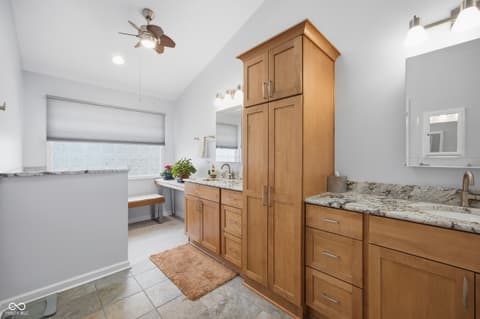 Primary bathroom at 7353 Brackenwood Circle S, Indianapolis, IN
