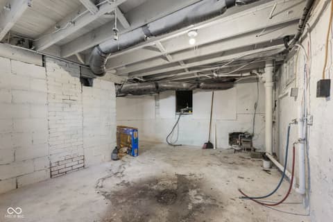 Photo of 241 N Pershing Avenue, Indianapolis, IN