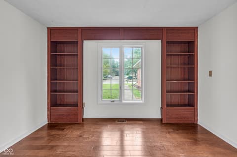 Photo of 5228 Greenwillow Road, Indianapolis, IN