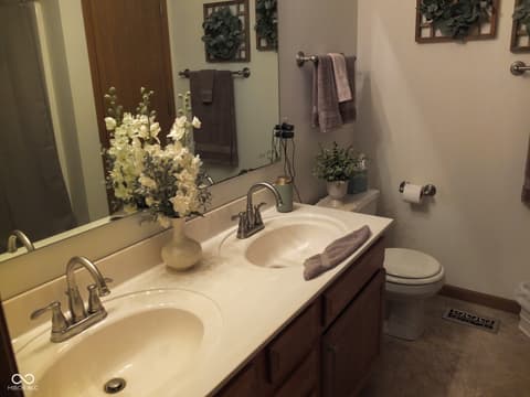 Photo of 31 Hickory Lane S, Crawfordsville, IN