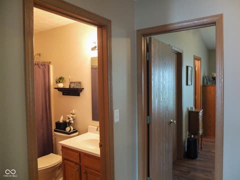 Photo of 31 Hickory Lane S, Crawfordsville, IN