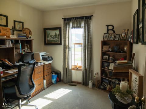 Photo of 31 Hickory Lane S, Crawfordsville, IN