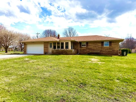 Photo of 6035 Bluff Acres Drive, Greenwood, IN